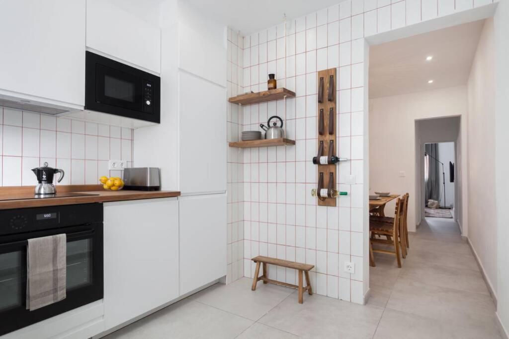 Ht- From Bcn.. To Heaven!! 4bedrooms With Terraze! Holiday home *